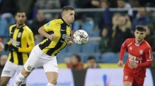 整体表现出 整体表现出