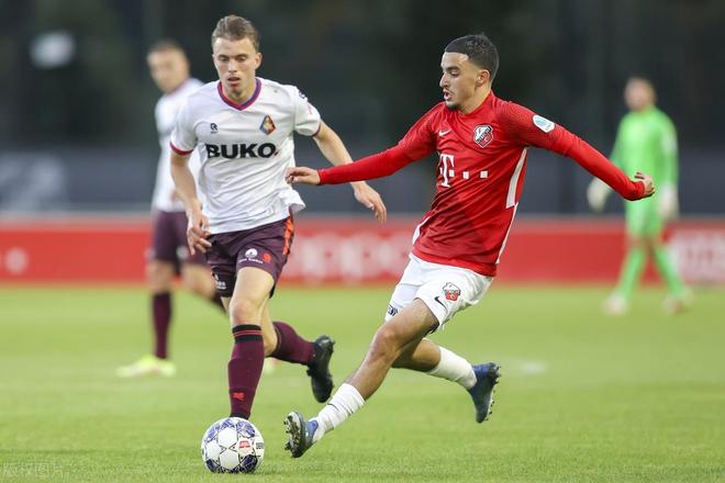 获两银两铜 获两银两铜