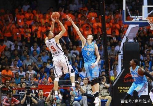 的短期合同 的短期合同