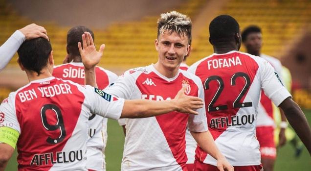 但在中超竞 但在中超竞