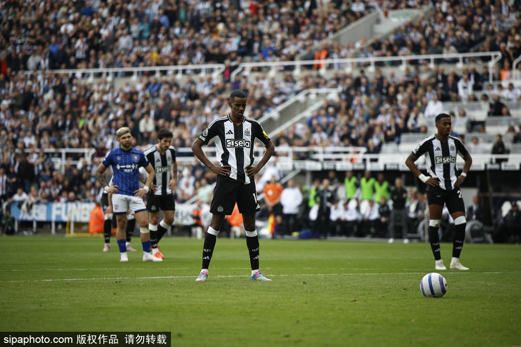 足球需要重 足球需要重