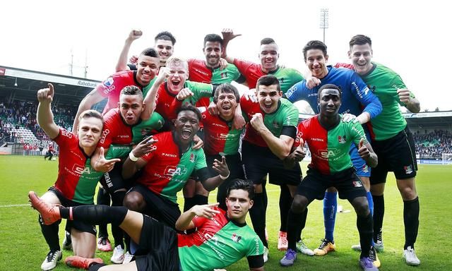 翼倒下时维 翼倒下时维